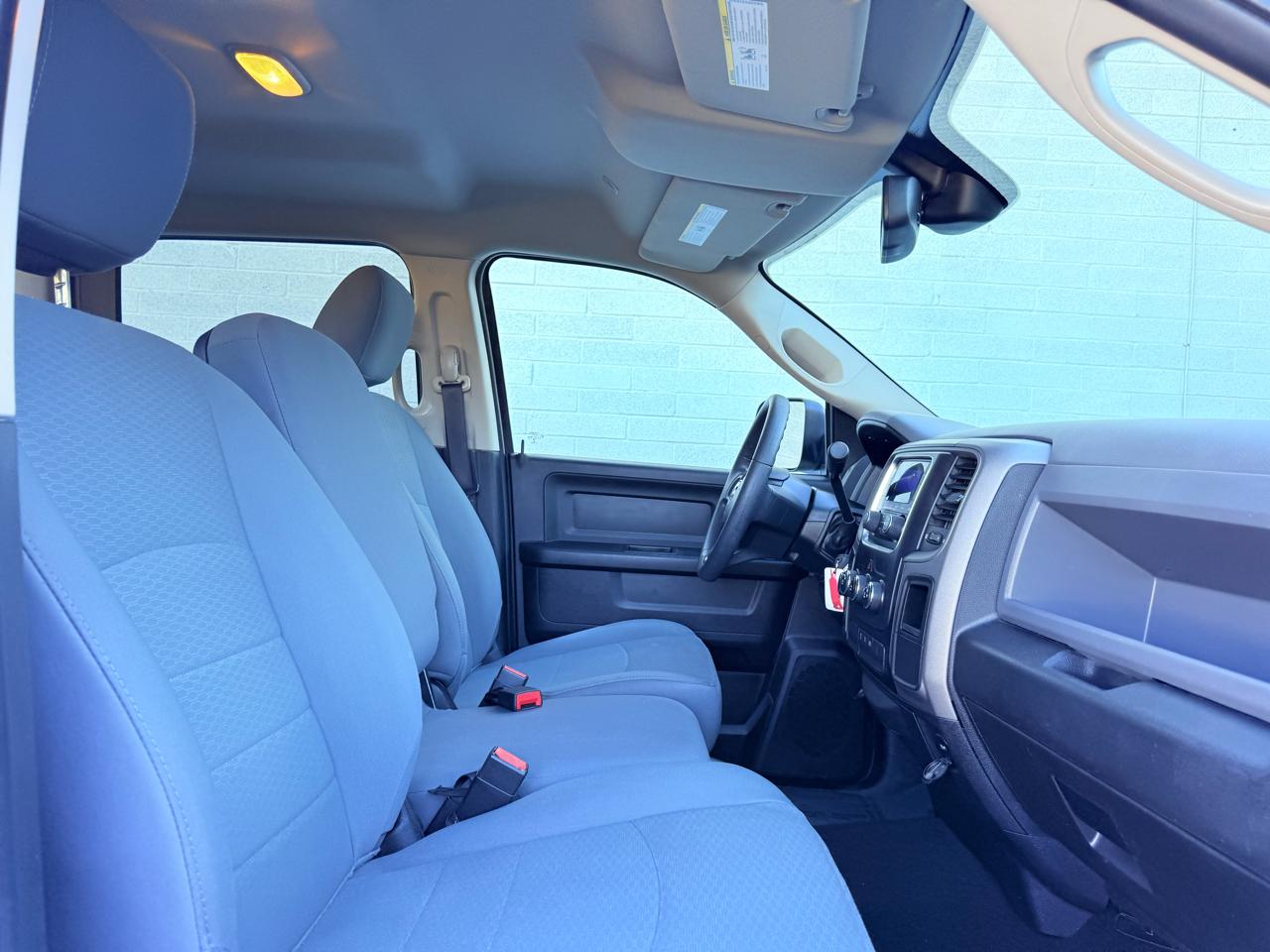 RAM 2500 Tradesman Crew Cab SWB 4WD 2018