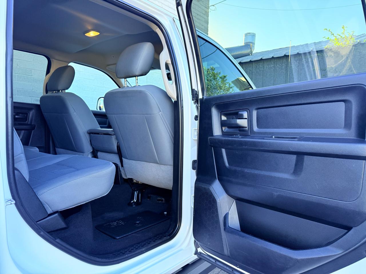 RAM 2500 Tradesman Crew Cab SWB 4WD 2018