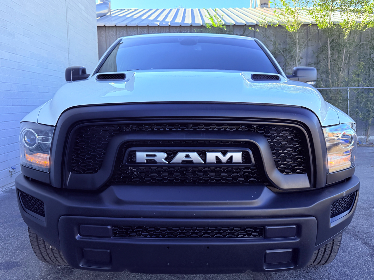 RAM 1500 Classic Tradesman Crew Cab SWB 4WD 2022