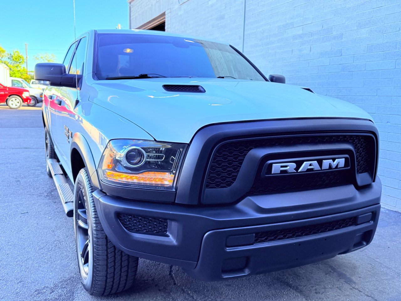 RAM 1500 Classic Tradesman Crew Cab SWB 4WD 2022