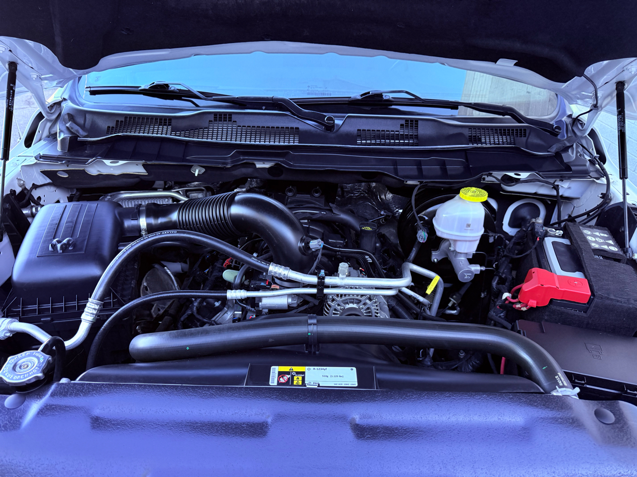 RAM 1500 Classic Tradesman Crew Cab SWB 4WD 2022