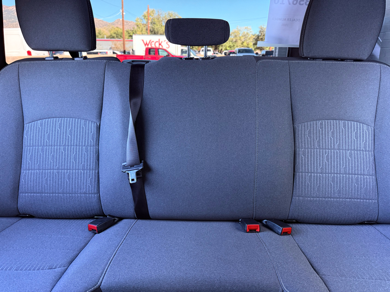 RAM 1500 Classic Tradesman Crew Cab SWB 4WD 2022