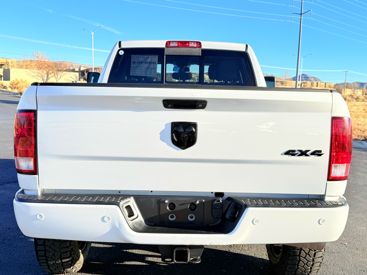 RAM 2500 SLT Crew Cab SWB 4WD 2017