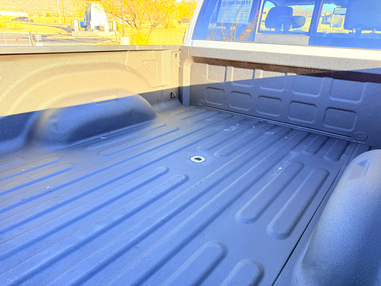 RAM 2500 SLT Crew Cab SWB 4WD 2017