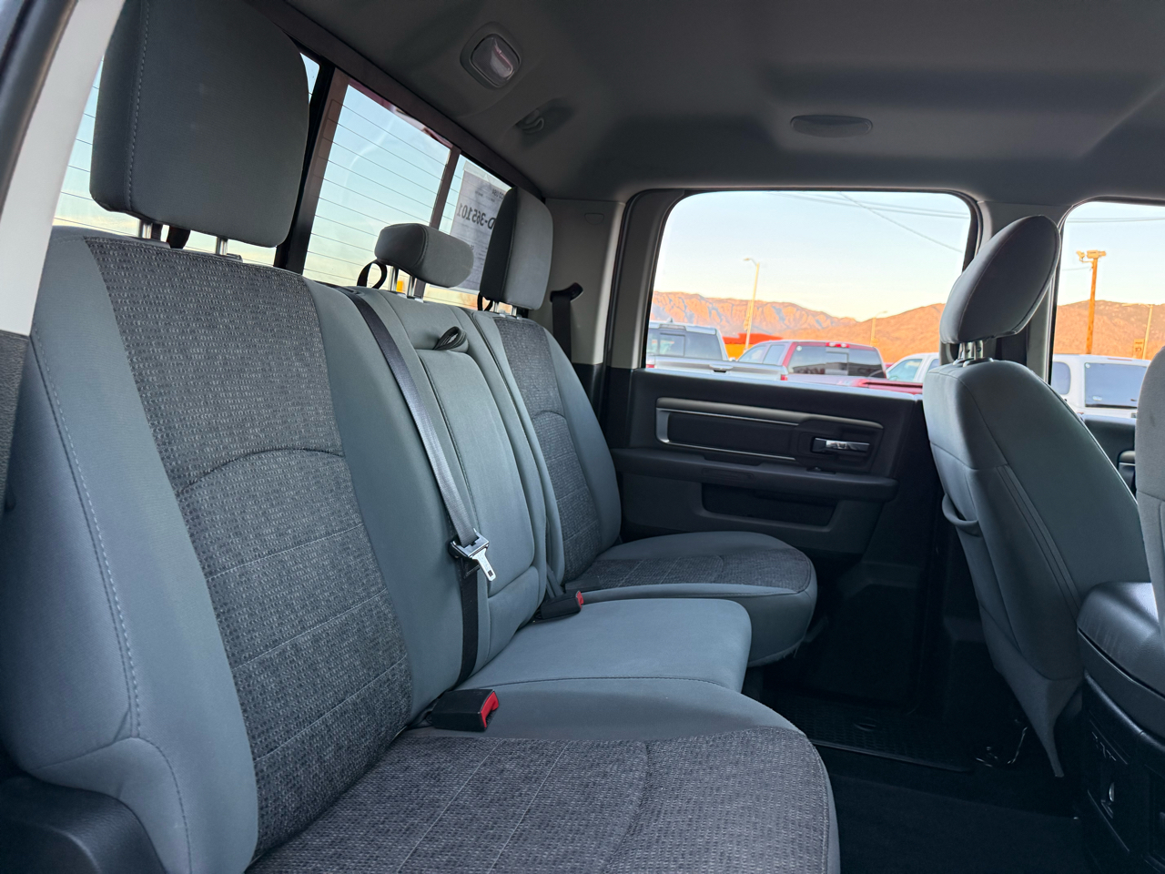 RAM 2500 SLT Crew Cab SWB 4WD 2017