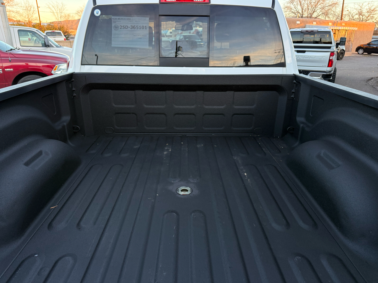 RAM 2500 SLT Crew Cab SWB 4WD 2017