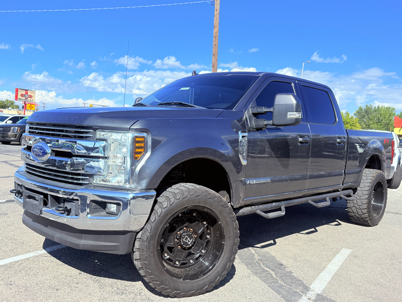 Ford F-250 SD Lariat Crew Cab 4WD 2019