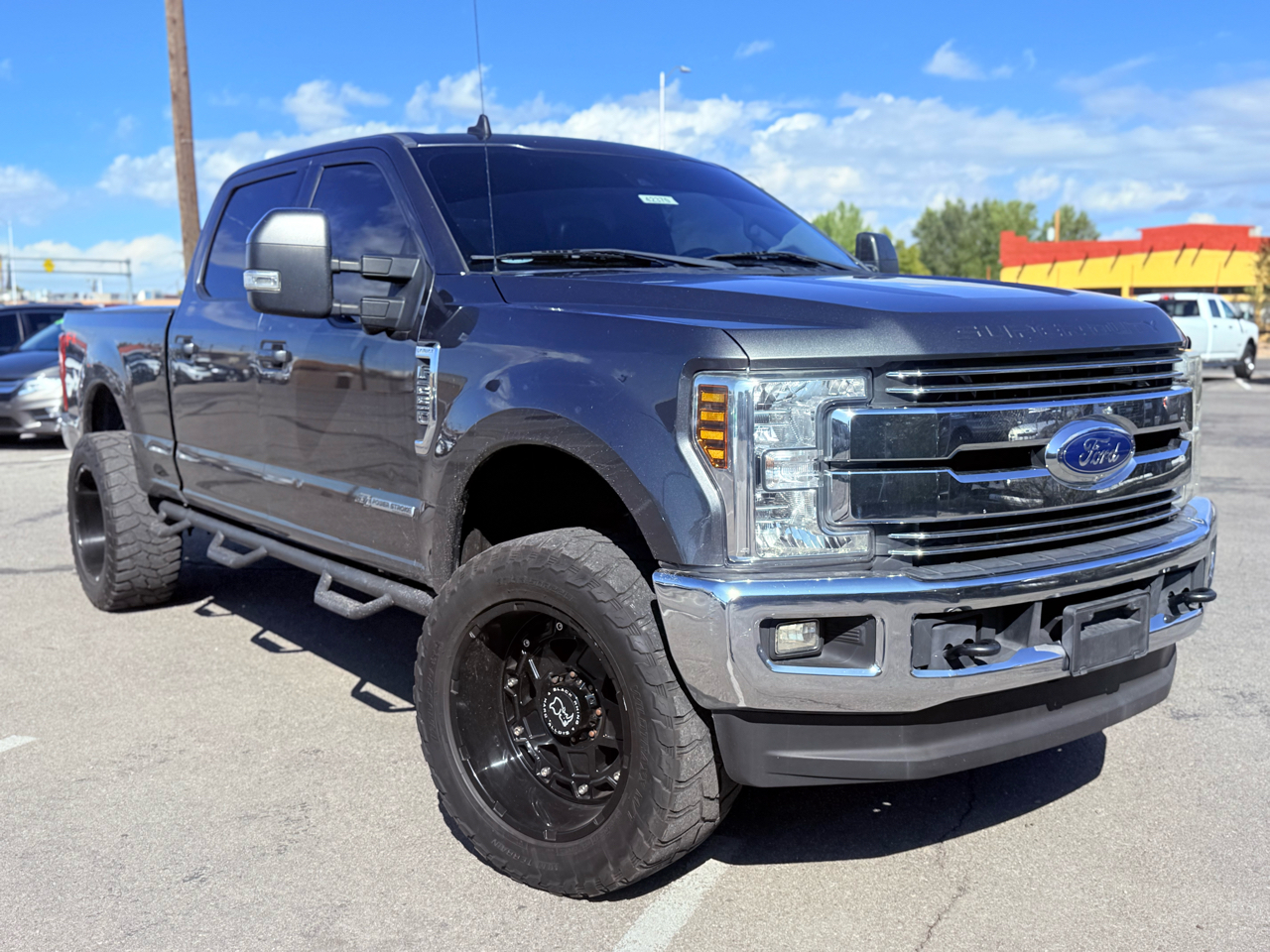 Ford F-250 SD Lariat Crew Cab 4WD 2019