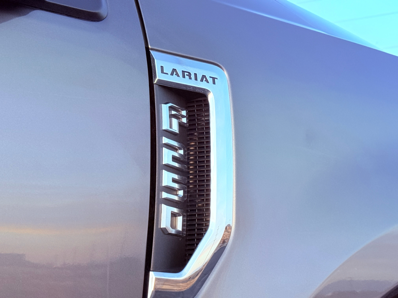 Ford F-250 SD Lariat Crew Cab 4WD 2019