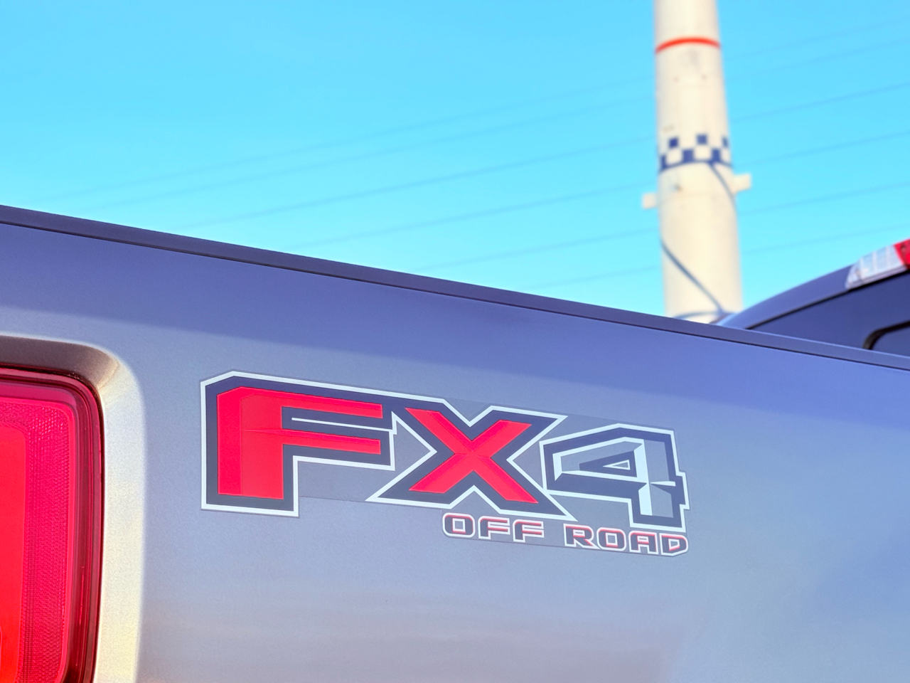 Ford F-250 SD Lariat Crew Cab 4WD 2019