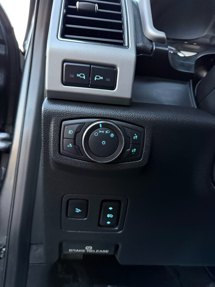 Ford F-250 SD Lariat Crew Cab 4WD 2019