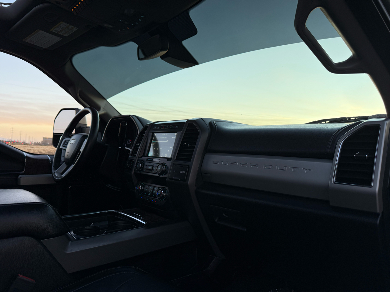 Ford F-250 SD Lariat Crew Cab 4WD 2019