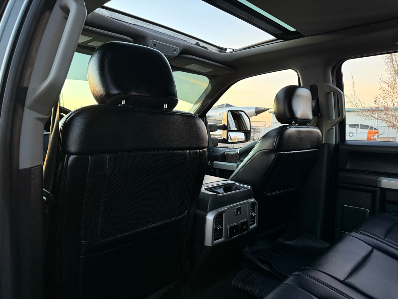 Ford F-250 SD Lariat Crew Cab 4WD 2019