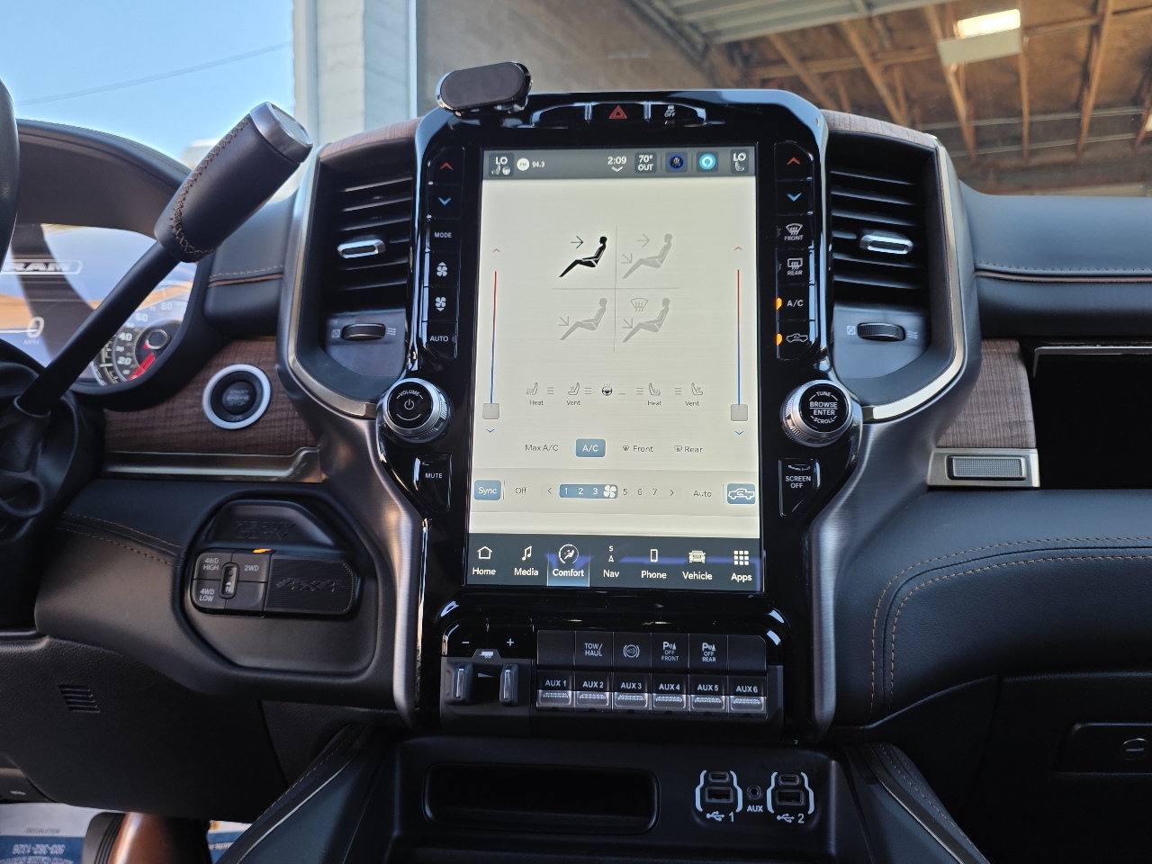 RAM 3500 Longhorn Mega Cab 4WD DRW 2022