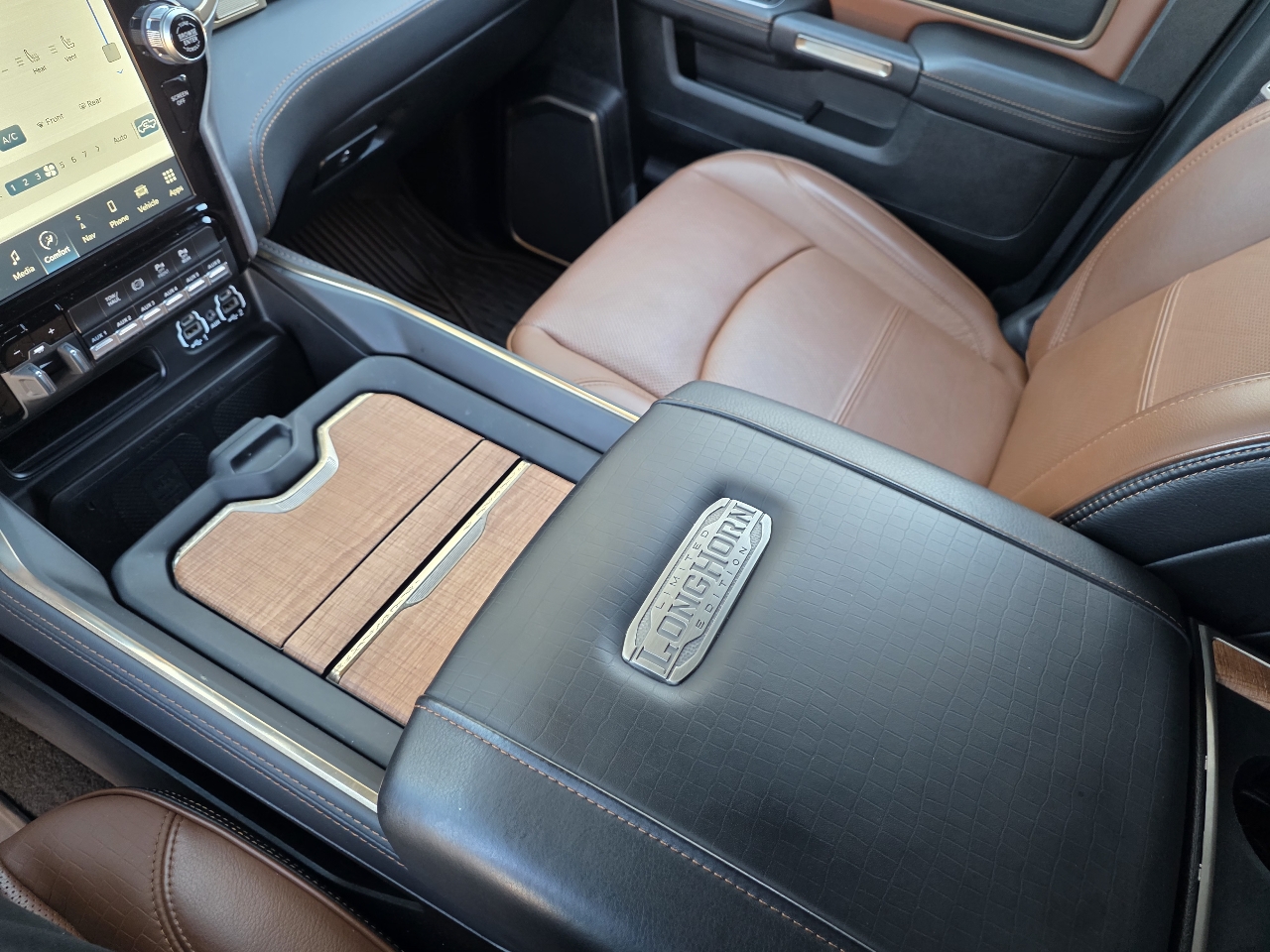 RAM 3500 Longhorn Mega Cab 4WD DRW 2022