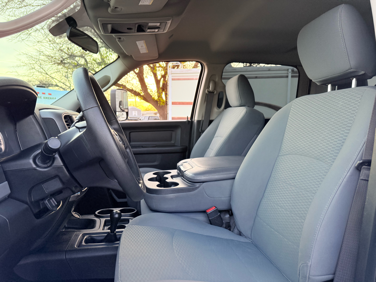 RAM 2500 Tradesman Crew Cab SWB 4WD 2018