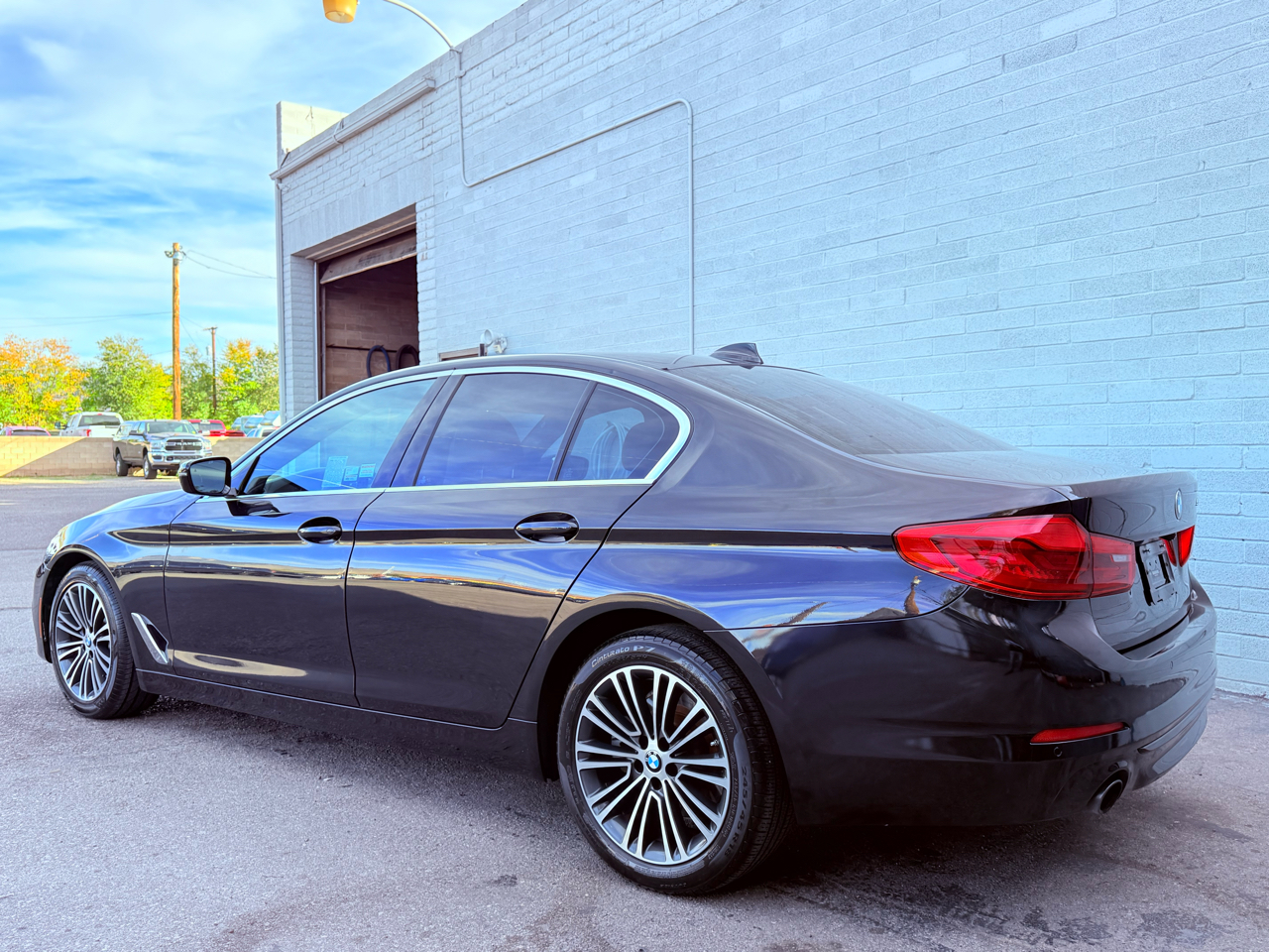 BMW 5-Series 530i 2019