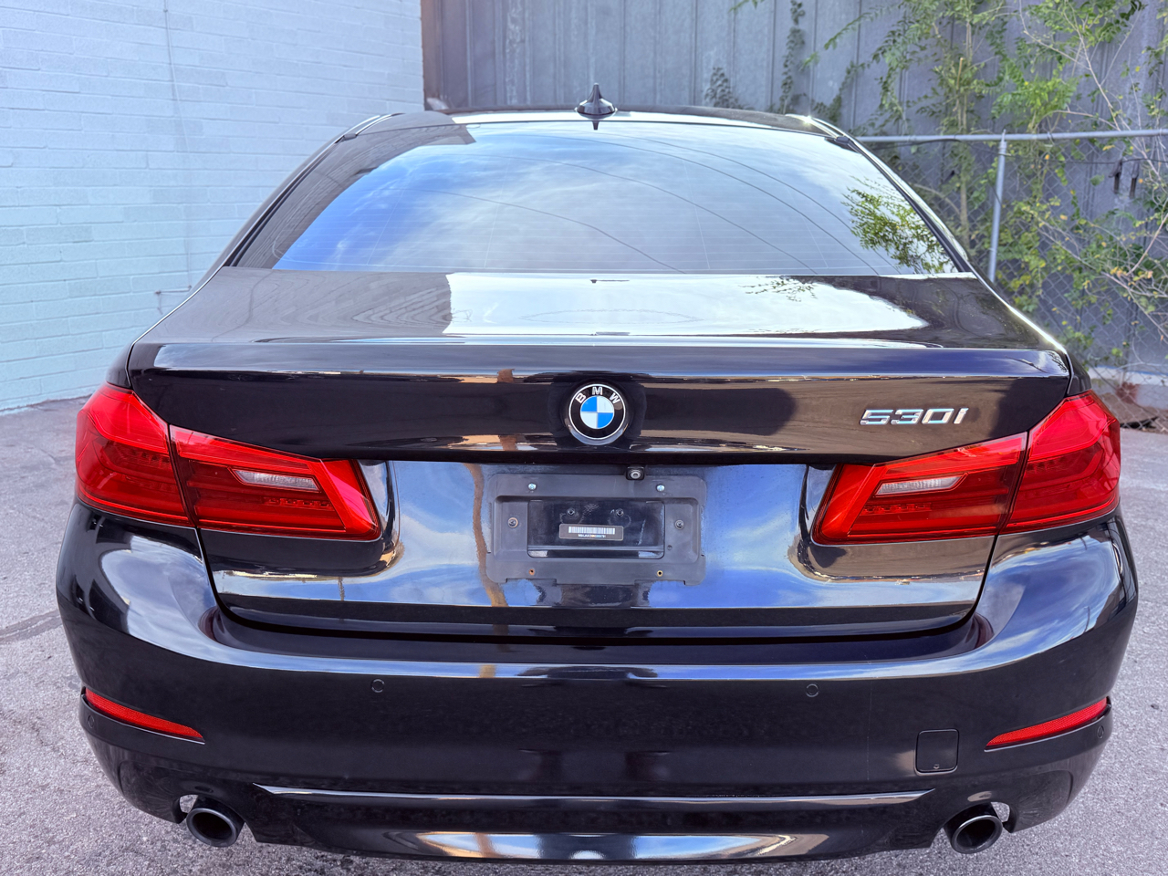 BMW 5-Series 530i 2019