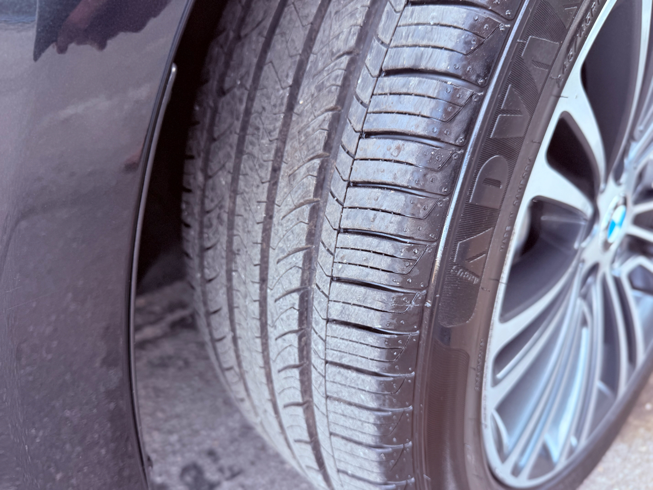 BMW 5-Series 530i 2019