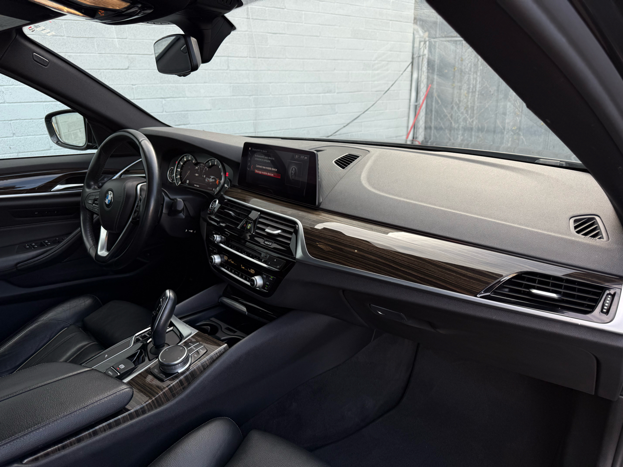 BMW 5-Series 530i 2019