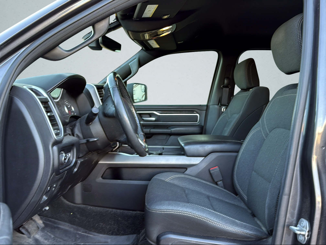 RAM 1500 Big Horn Crew Cab SWB 4WD 2019