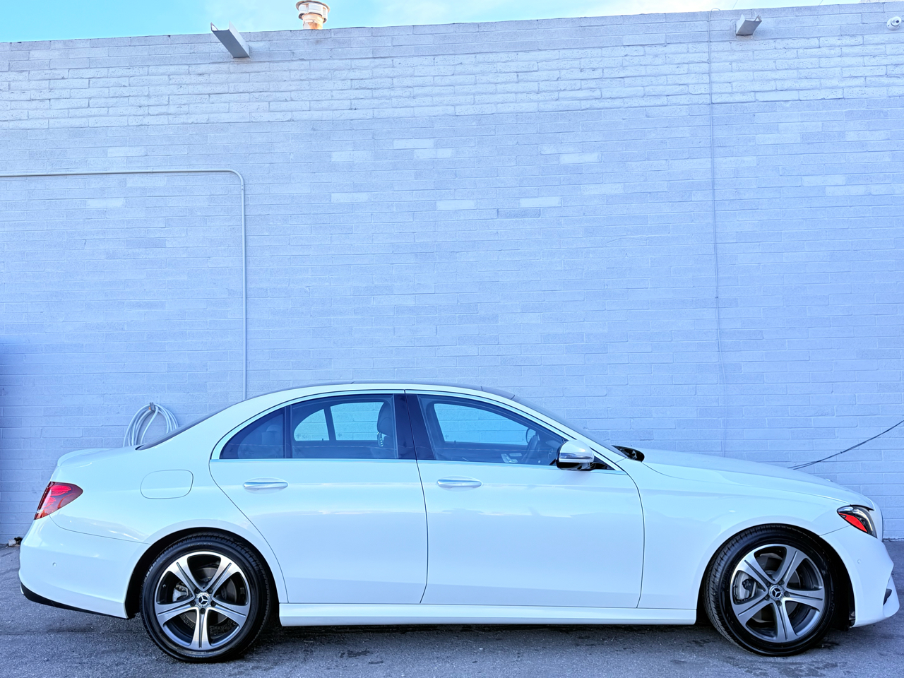 Mercedes-Benz E-Class E300 Luxury Sedan 2019