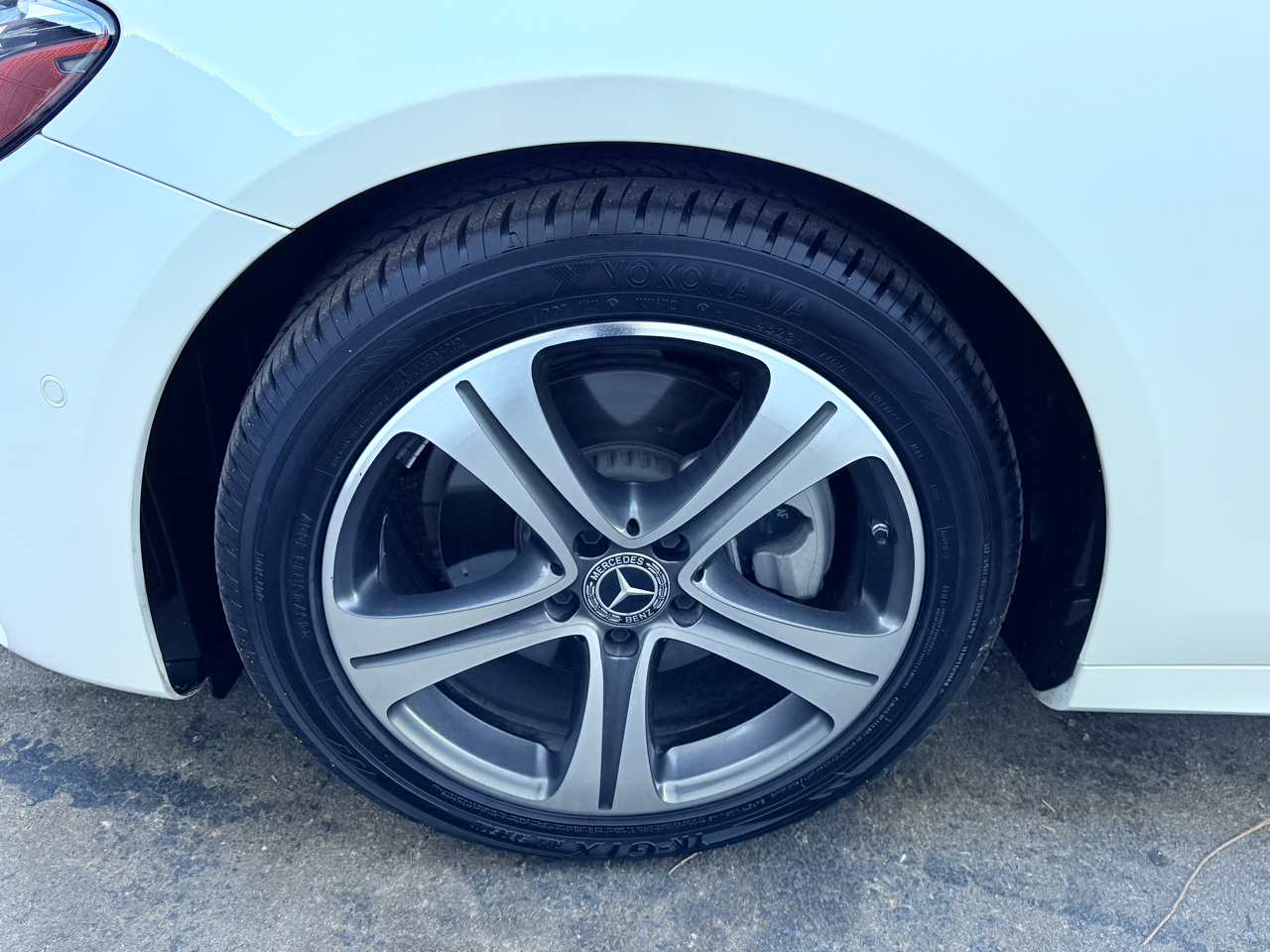 Mercedes-Benz E-Class E300 Luxury Sedan 2019