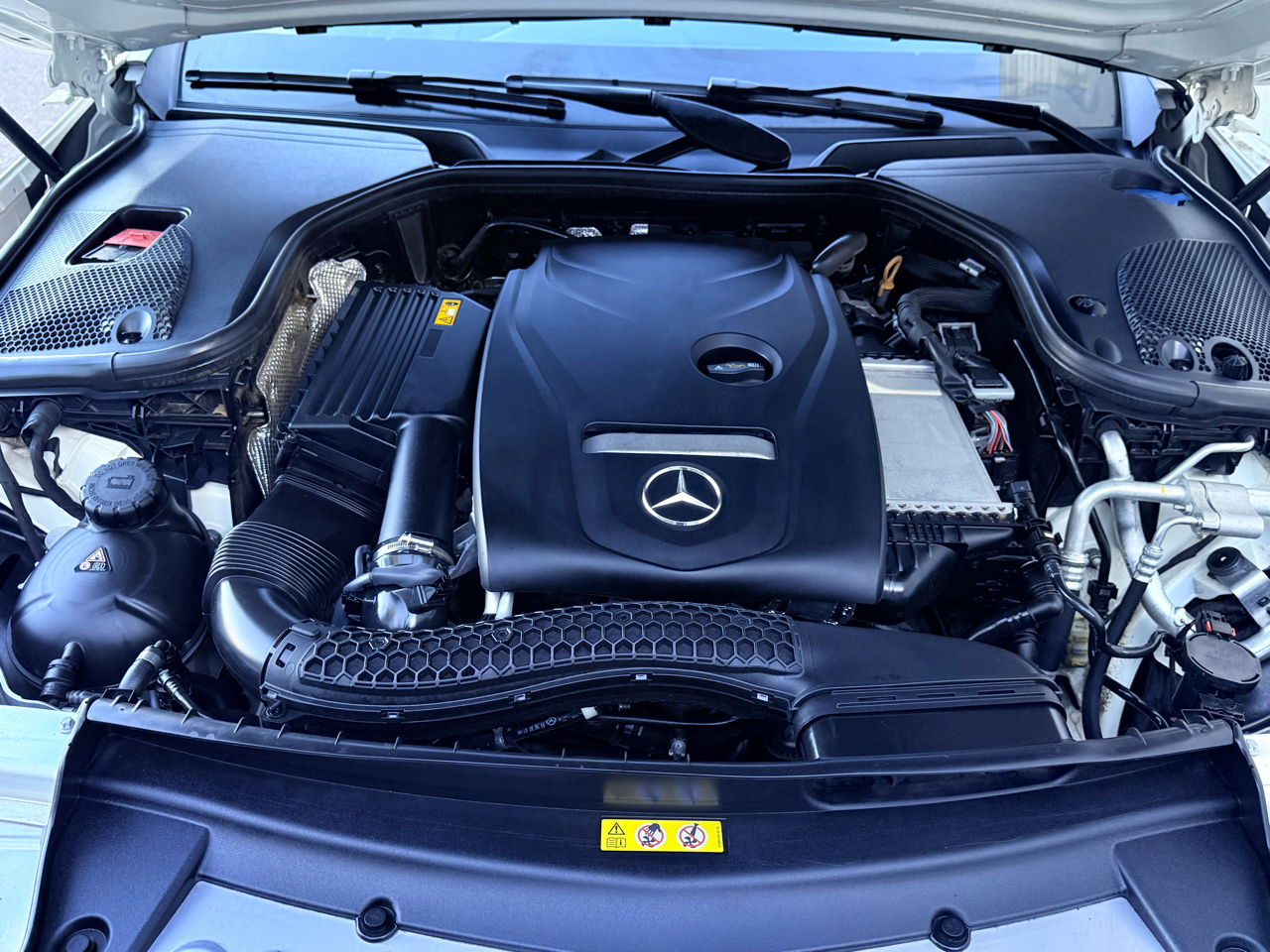 Mercedes-Benz E-Class E300 Luxury Sedan 2019