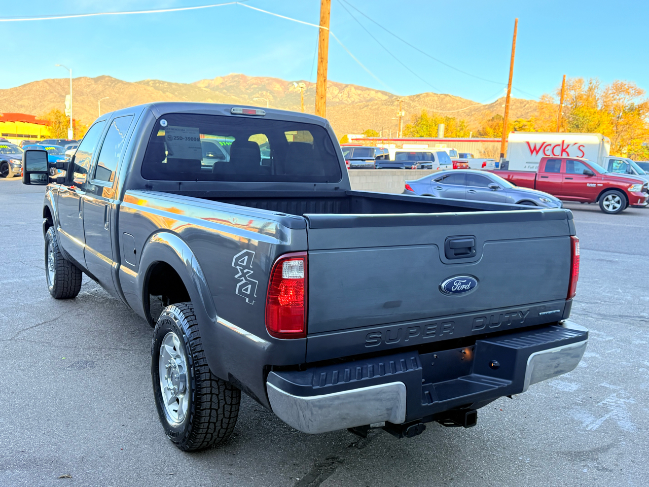 Ford F-250 SD XLT Crew Cab 4WD 2016