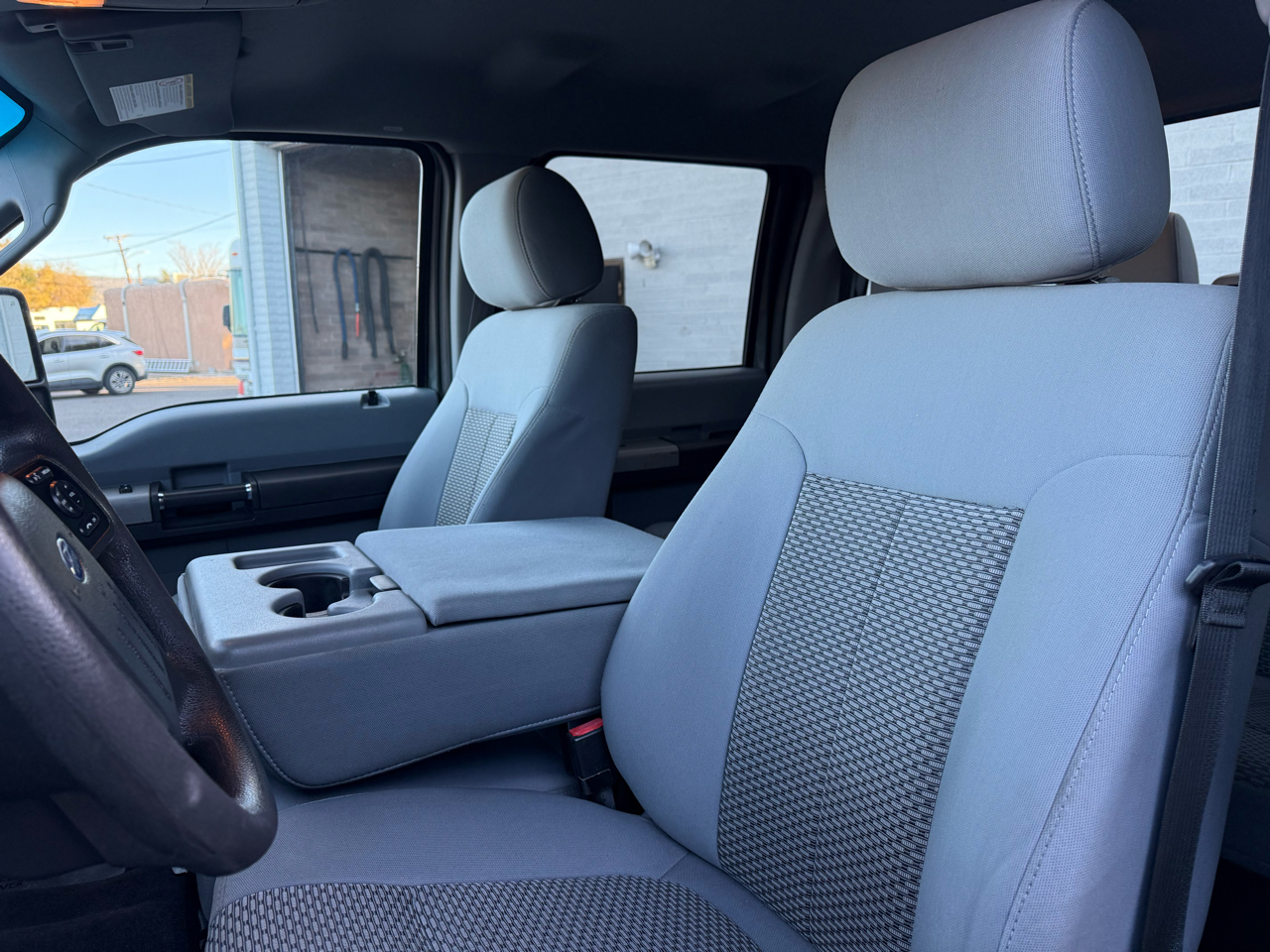 Ford F-250 SD XLT Crew Cab 4WD 2016