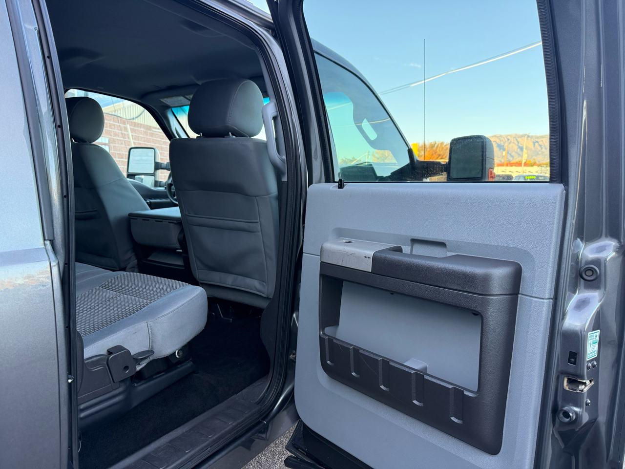 Ford F-250 SD XLT Crew Cab 4WD 2016