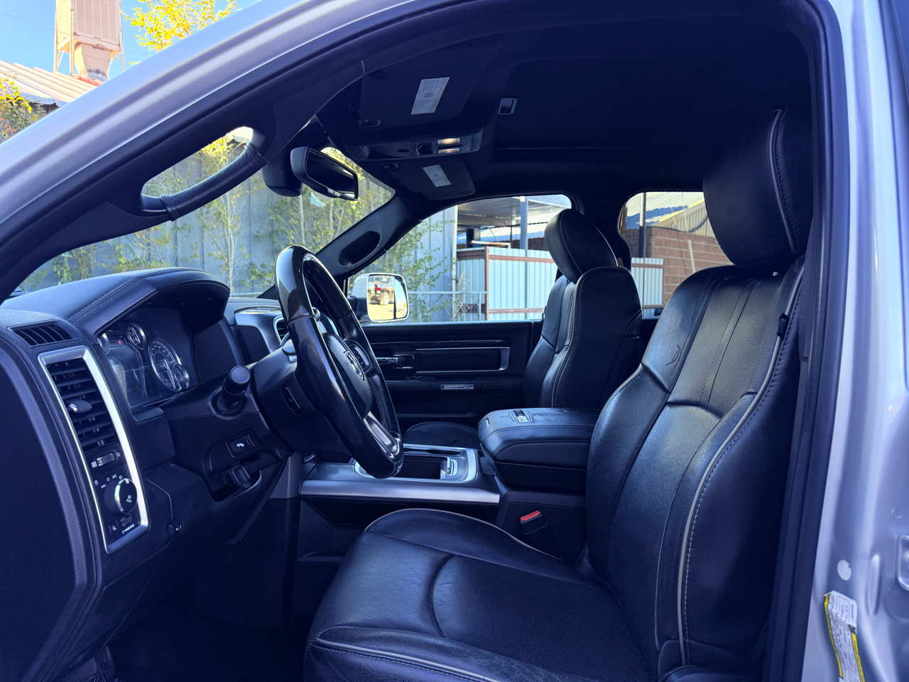 RAM 3500 Limited Crew Cab LWB 4WD DRW 2016