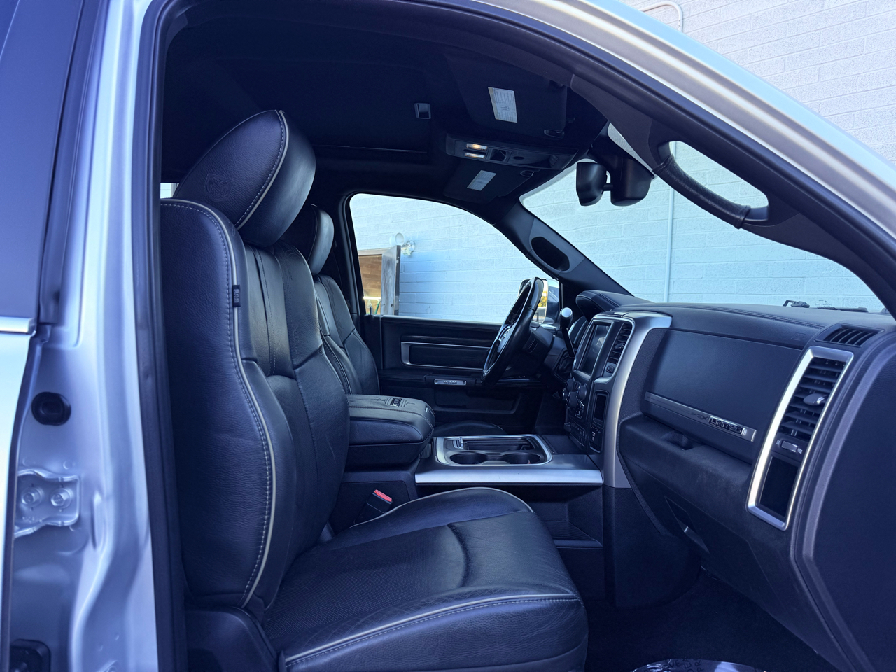 RAM 3500 Limited Crew Cab LWB 4WD DRW 2016