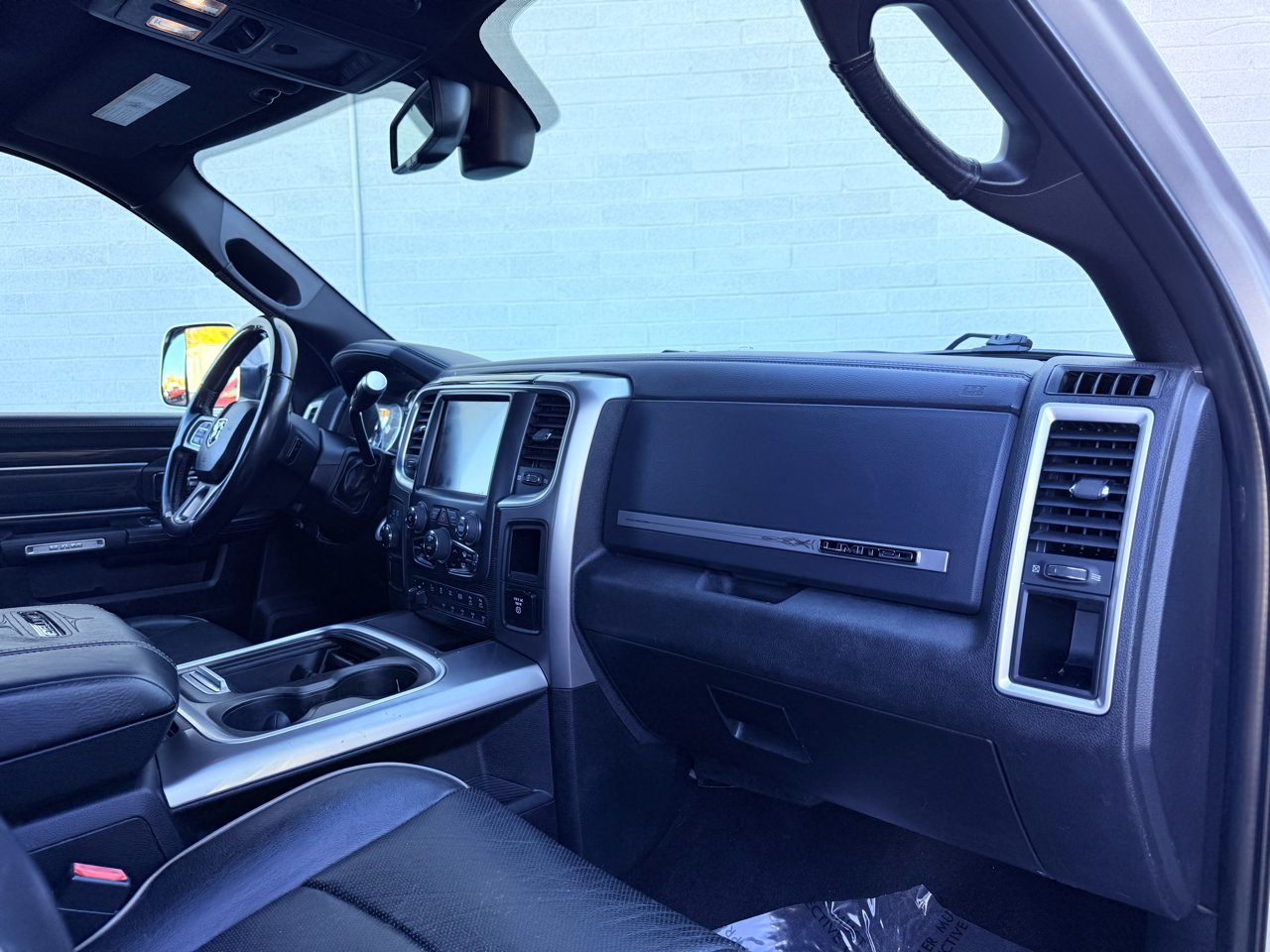 RAM 3500 Limited Crew Cab LWB 4WD DRW 2016