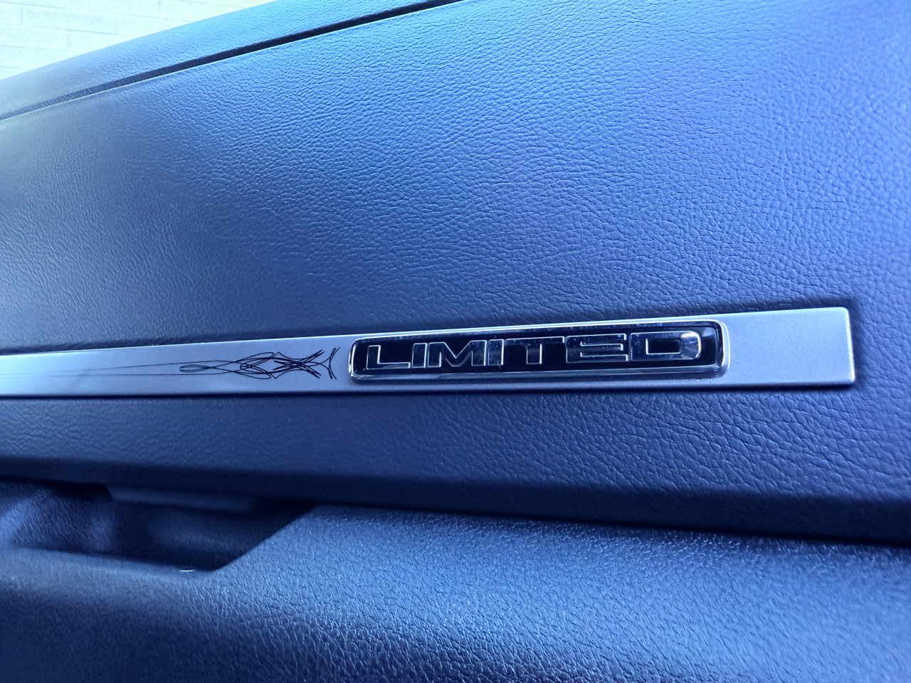 RAM 3500 Limited Crew Cab LWB 4WD DRW 2016