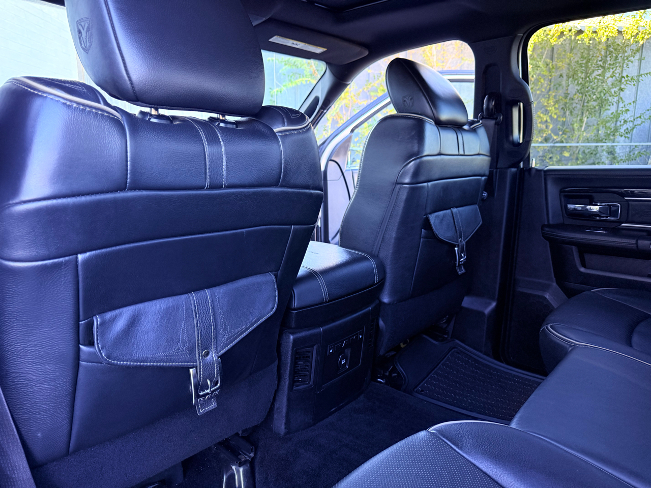 RAM 3500 Limited Crew Cab LWB 4WD DRW 2016