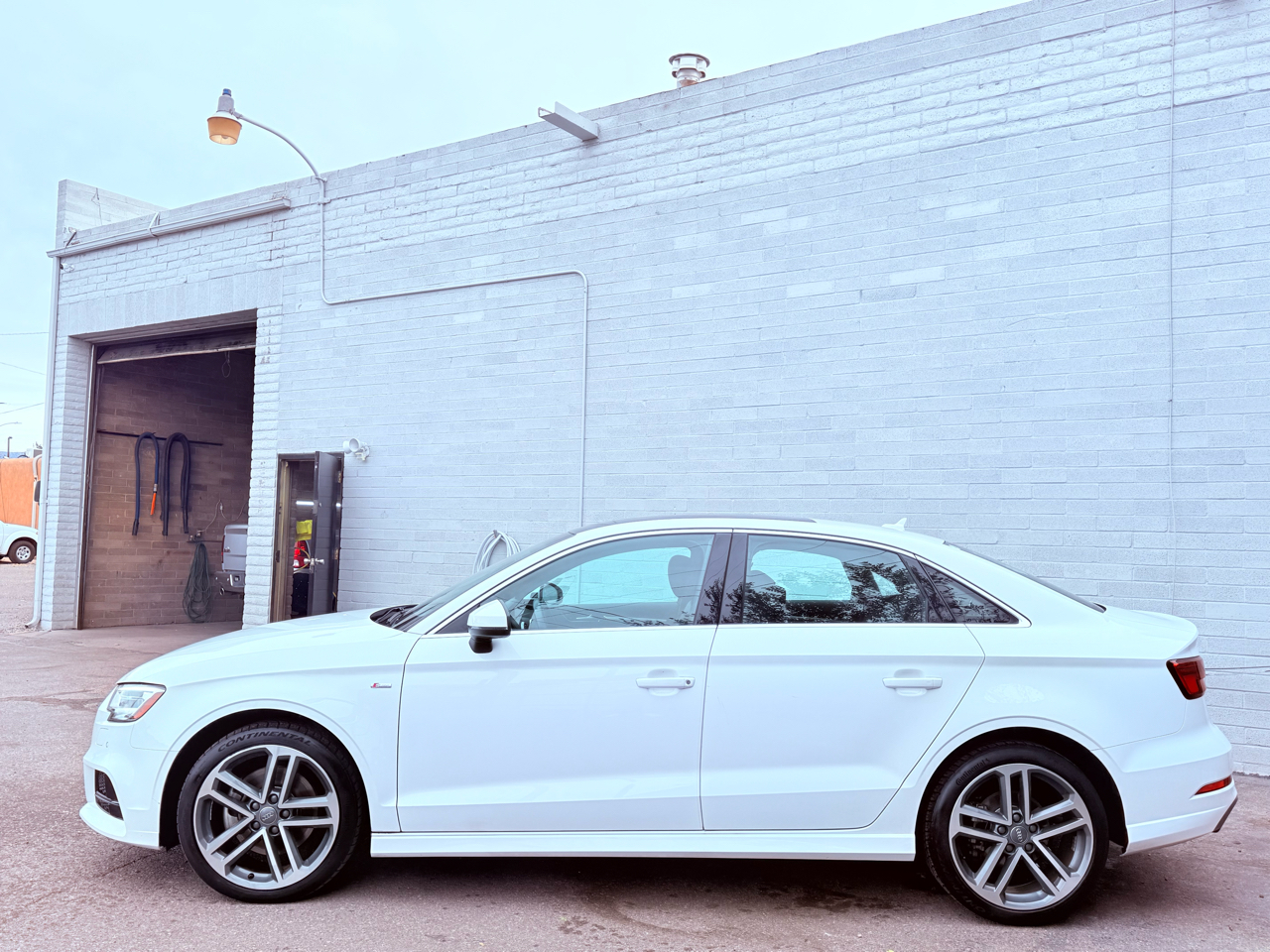 2018 Audi A3 2.0T Premium Plus Quattro S line photo 4