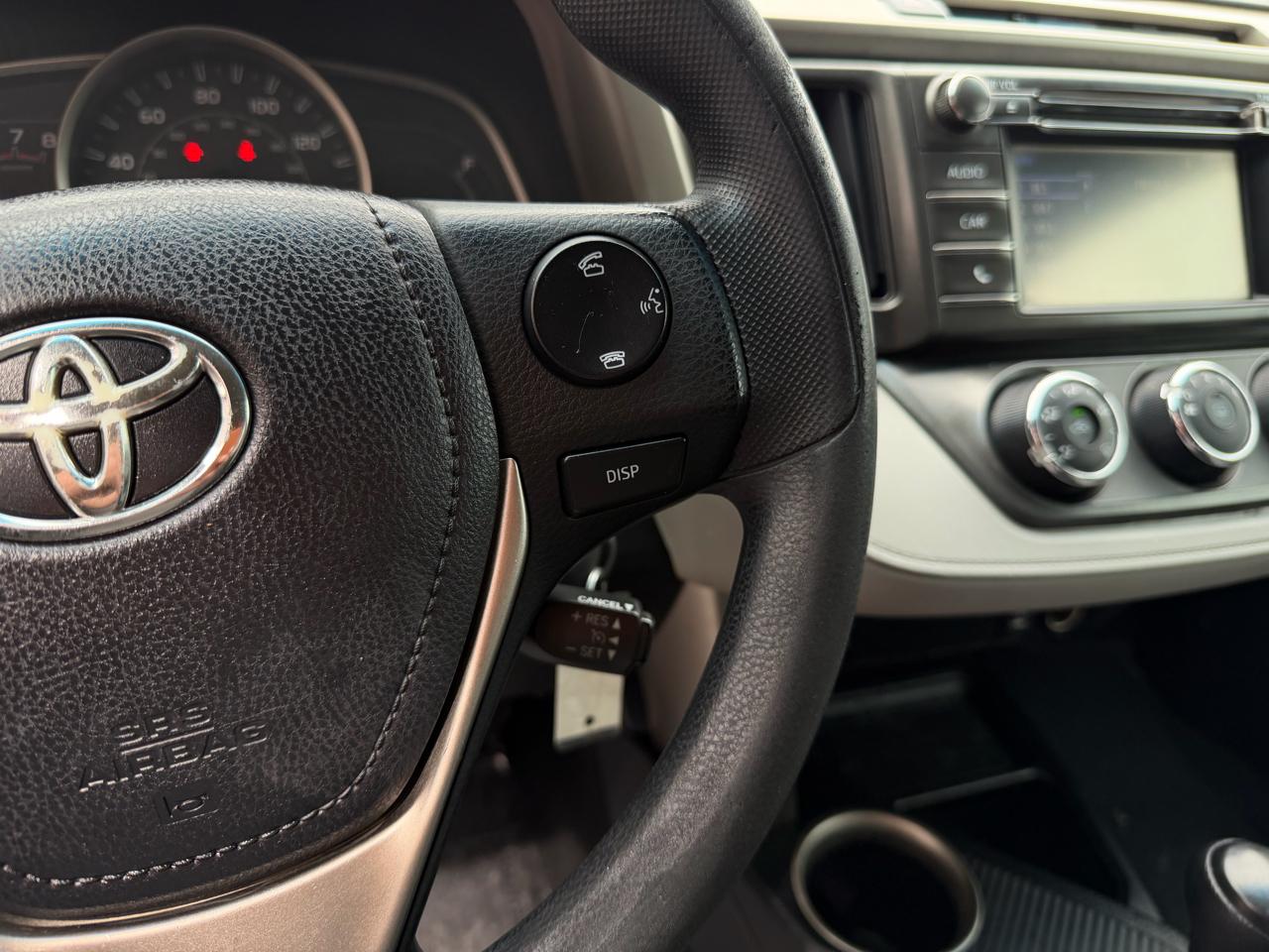 Toyota RAV4 LE FWD 2015