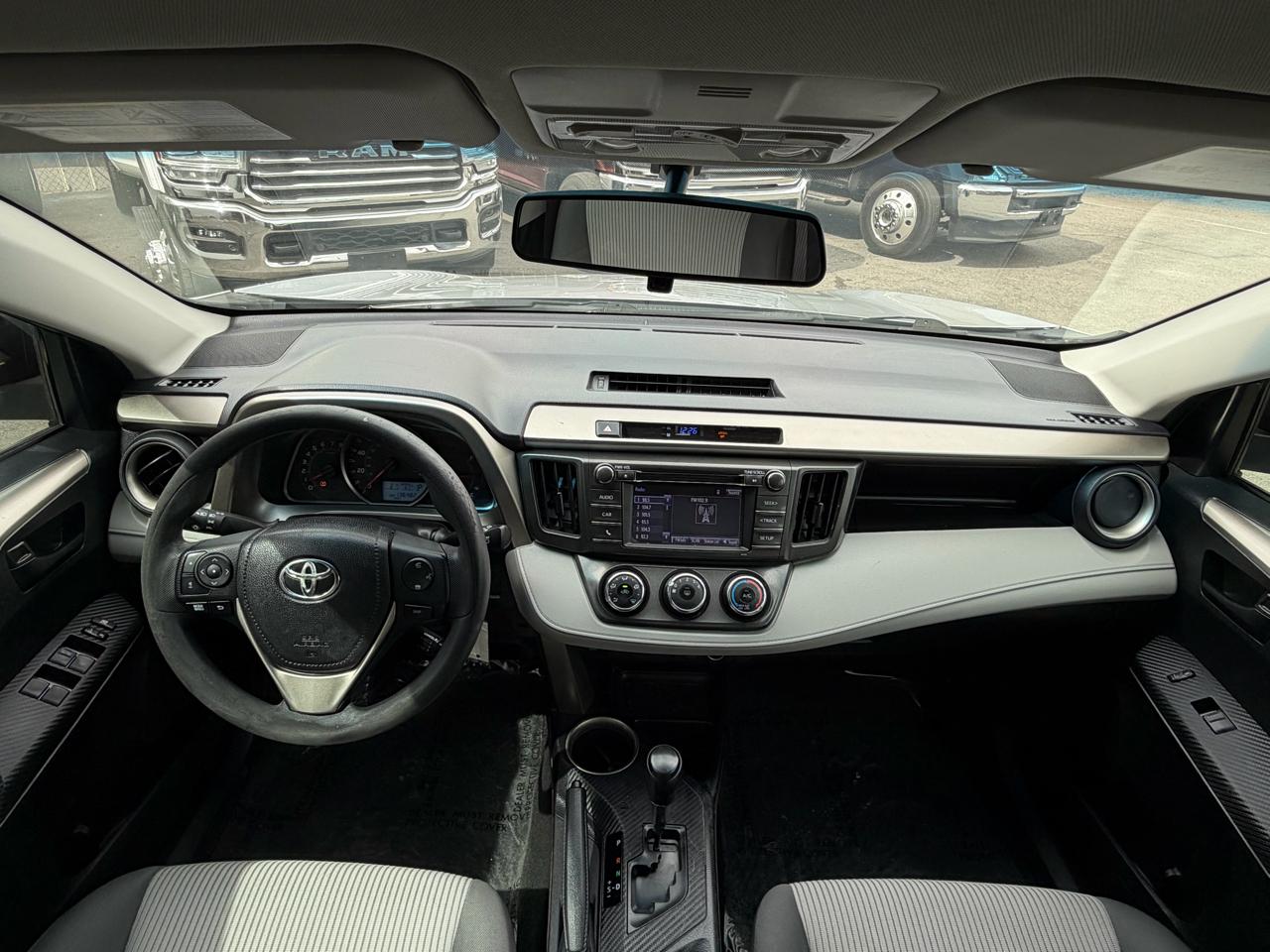 Toyota RAV4 LE FWD 2015