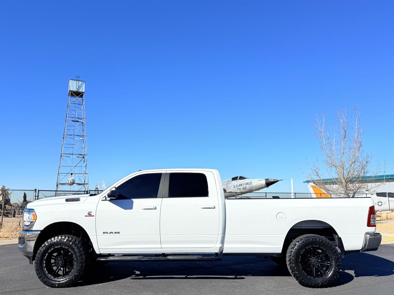 RAM 2500 Tradesman Crew Cab LWB 4WD 2021