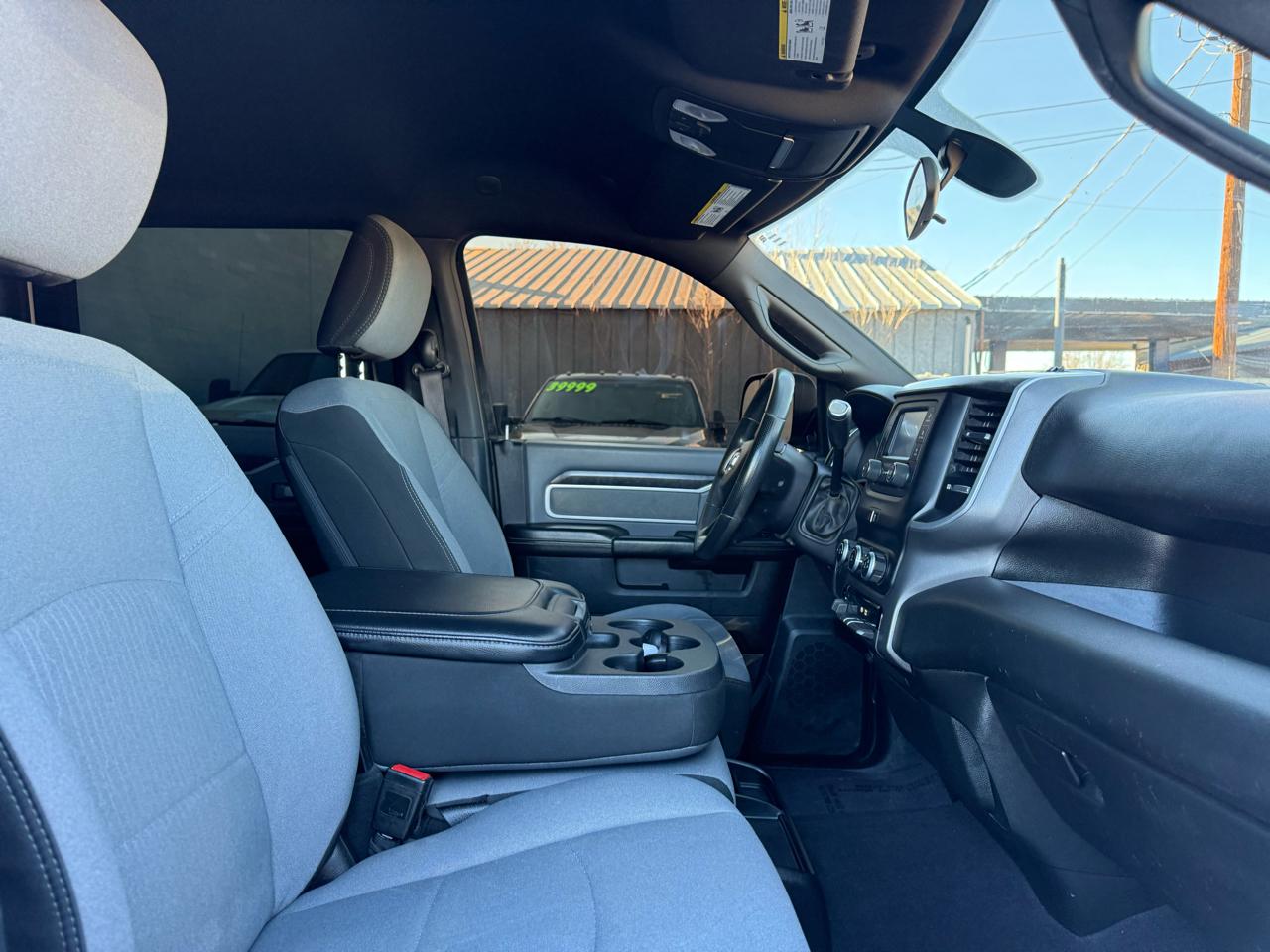 RAM 2500 Tradesman Crew Cab LWB 4WD 2021