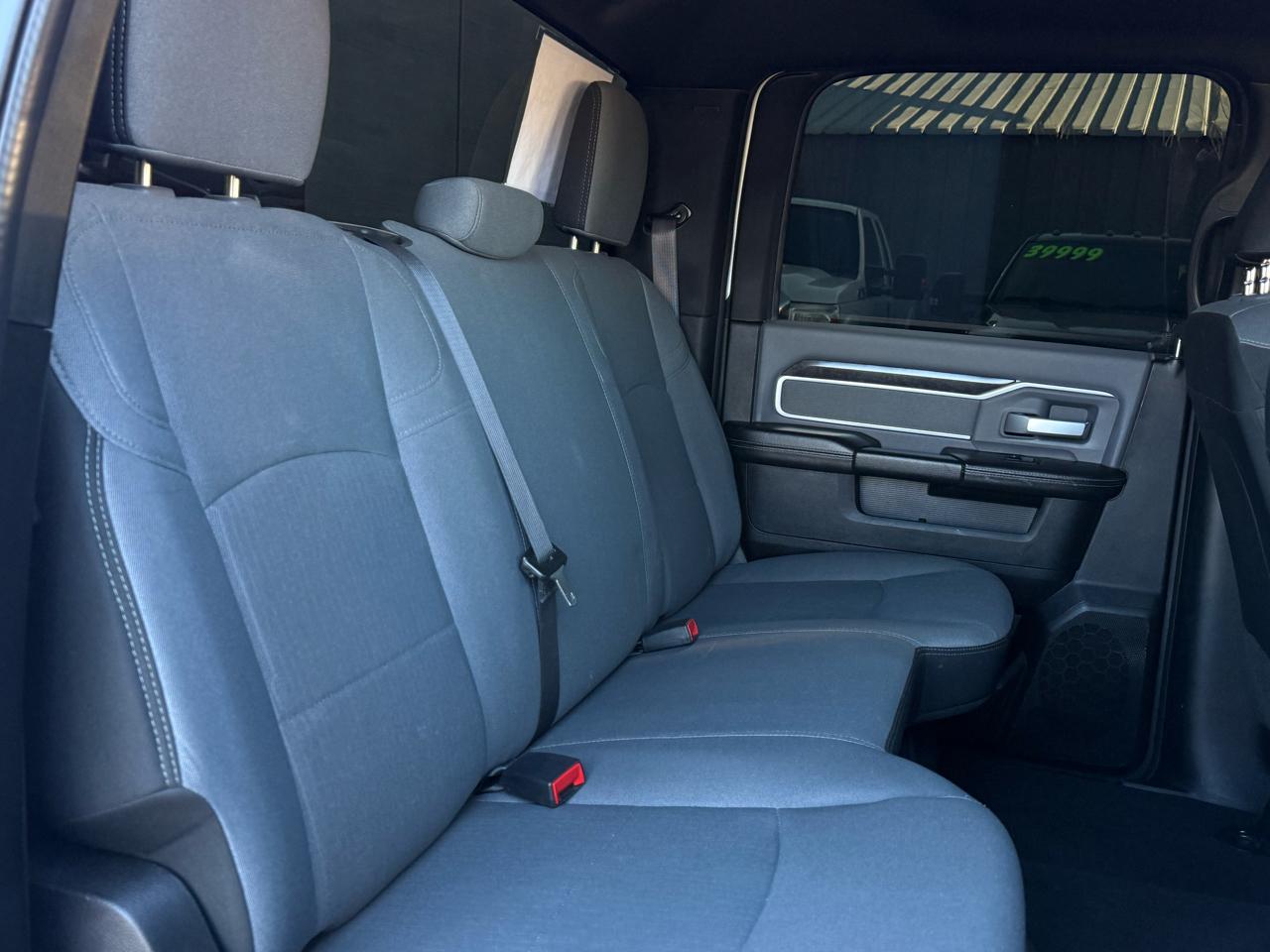 RAM 2500 Tradesman Crew Cab LWB 4WD 2021