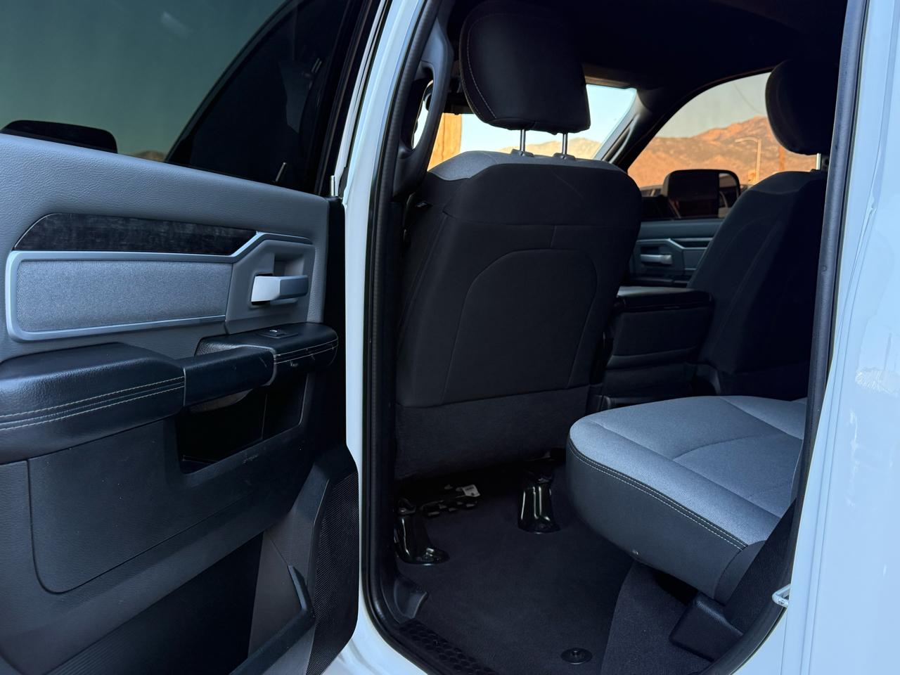 RAM 2500 Tradesman Crew Cab LWB 4WD 2021