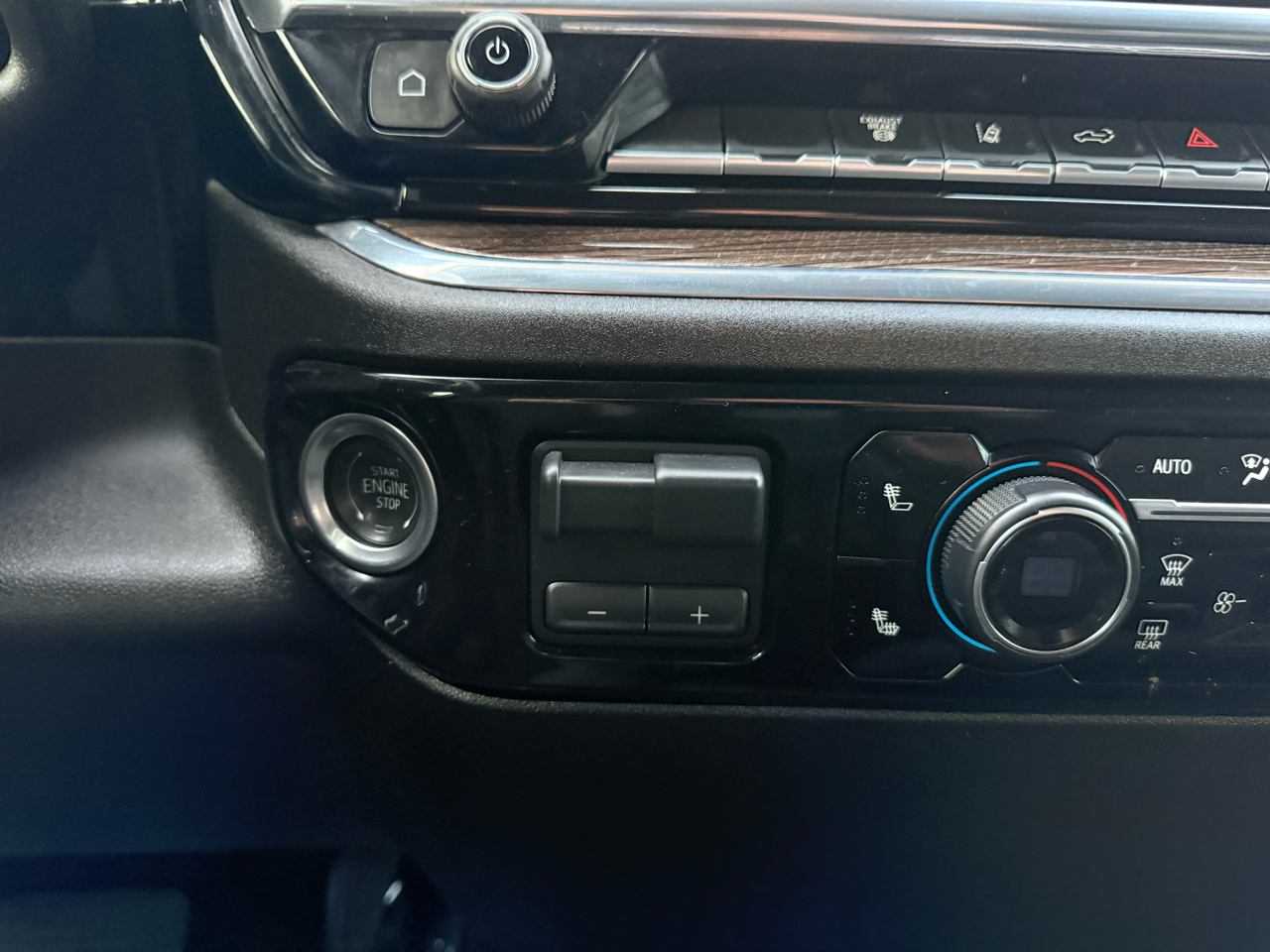 Chevrolet 2500  2024