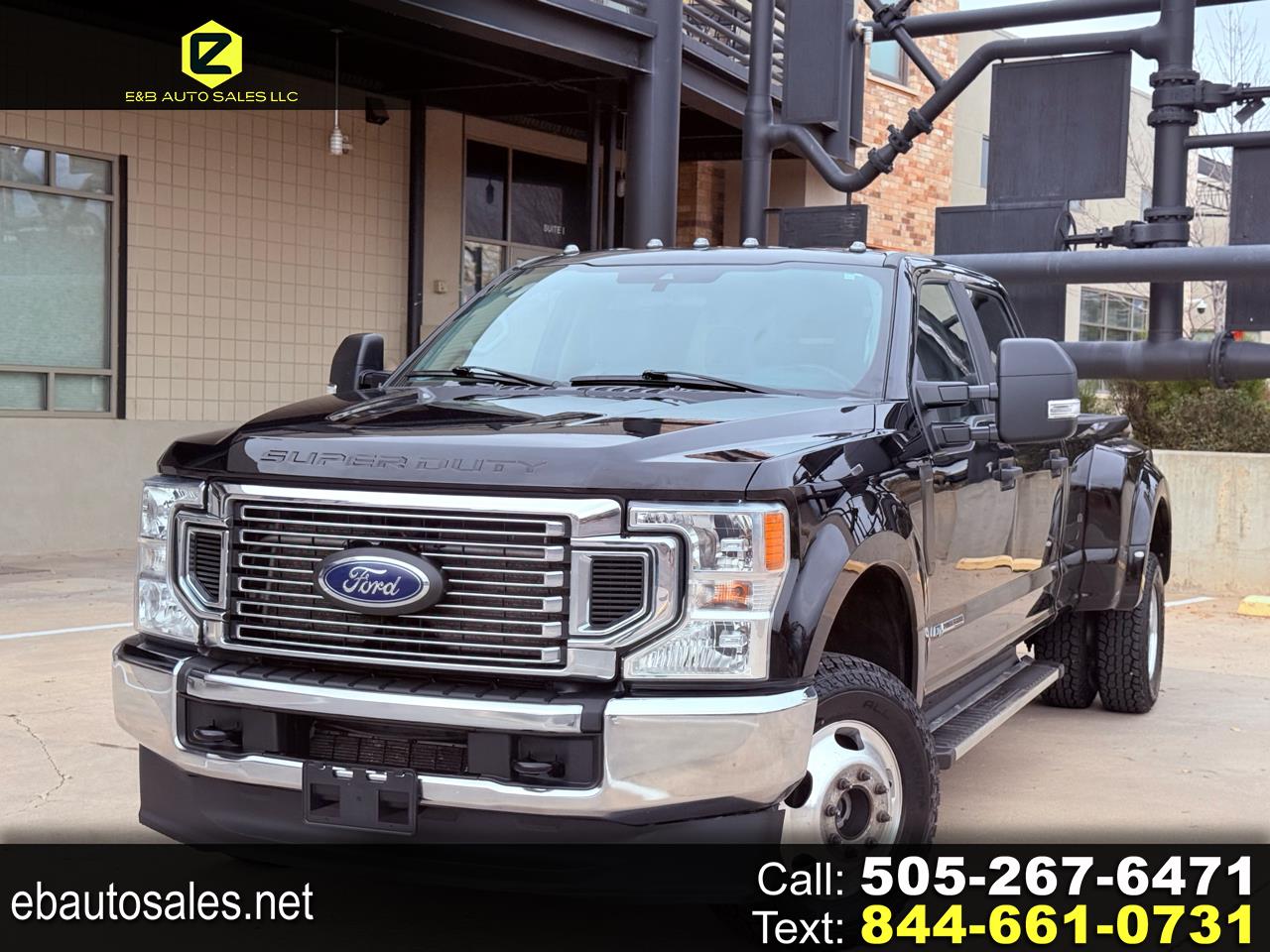 2022 Ford F-350 Super Duty XL's photo