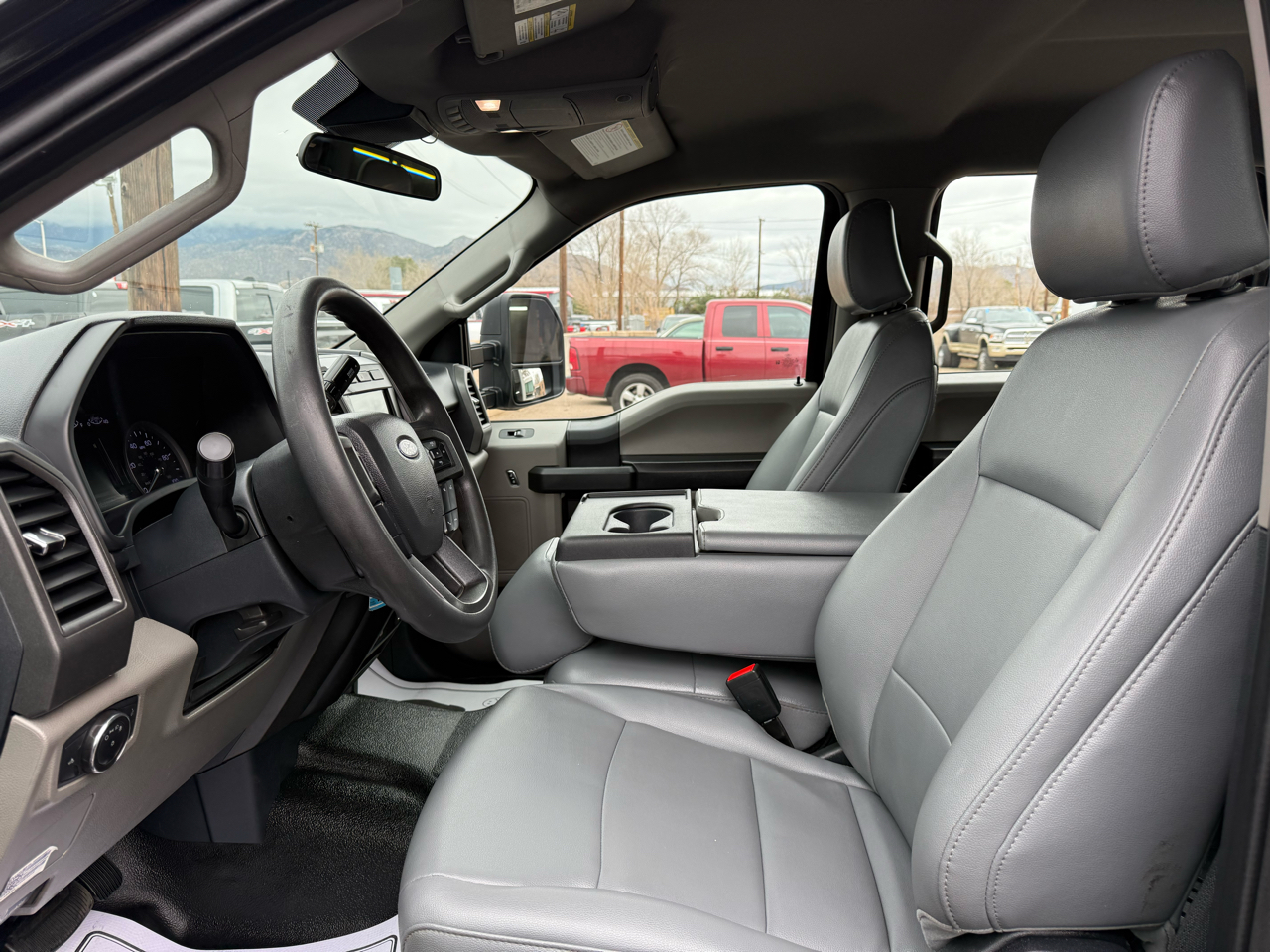 Ford F-350 SD XL Crew Cab Long Bed DRW 4WD 2022