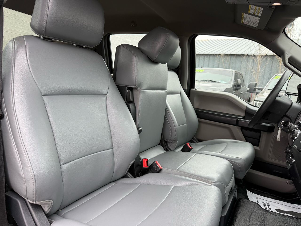 Ford F-350 SD XL Crew Cab Long Bed DRW 4WD 2022