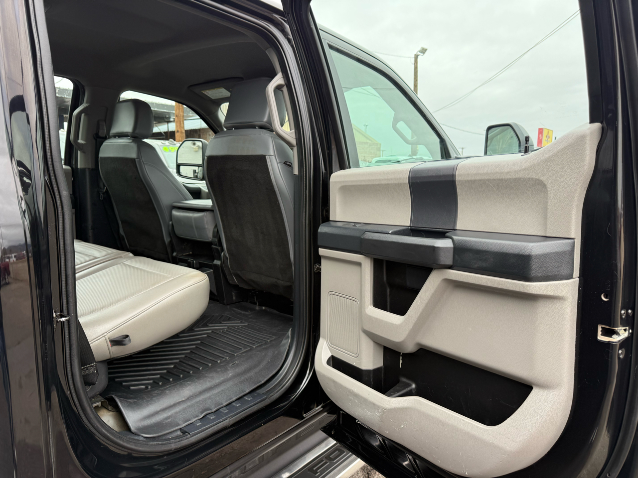 Ford F-350 SD XL Crew Cab Long Bed DRW 4WD 2022