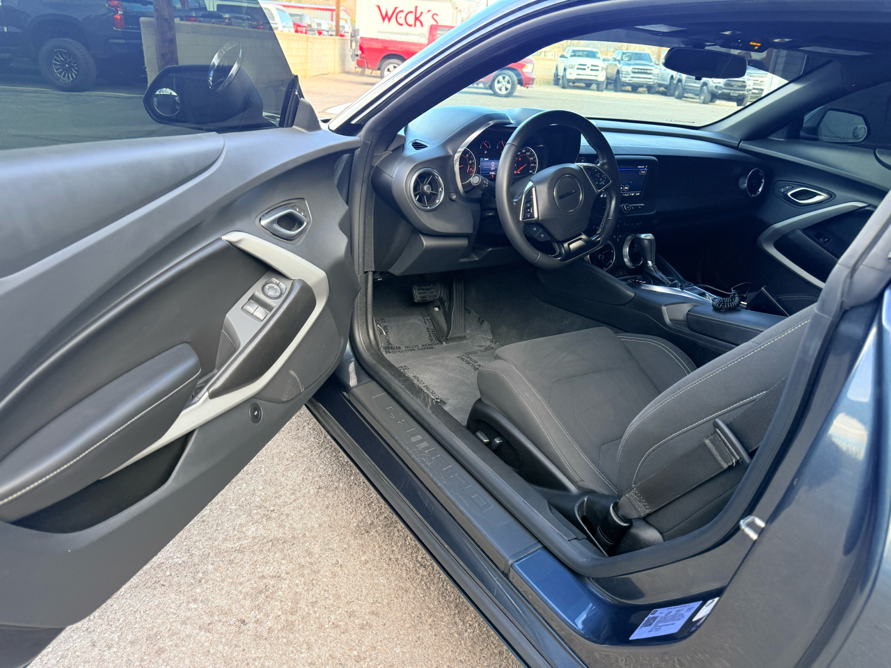 Chevrolet Camaro 2dr Cpe 1LT 2023