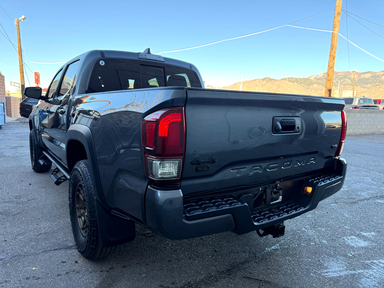 Toyota Tacoma Trail Dbl Cab 4WD V6 at 2023
